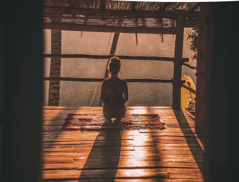 Yoga ve Meditasyon Pratiği Yoga ve Meditasyon Pratiği